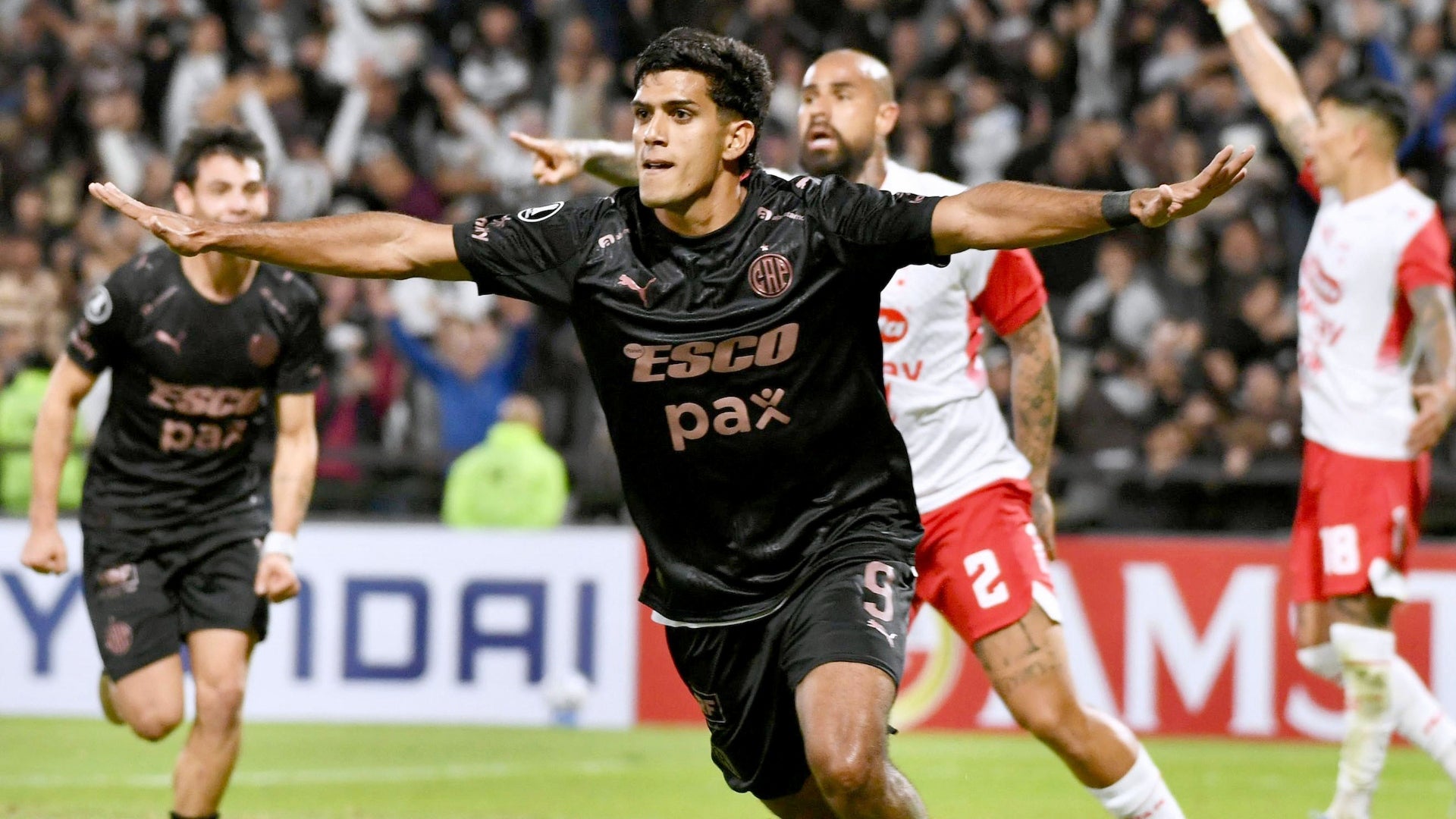 Platense lanzó pullas a Santa Fe tras vencerlo en Libertadores - VizzorImage