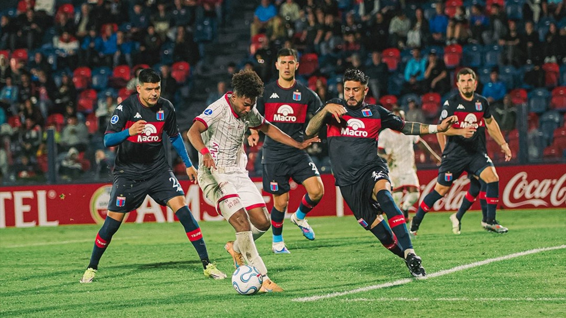 América de Cali se estrelló con Tigre en la fecha 3 de Sudamericana - @AmericadeCali