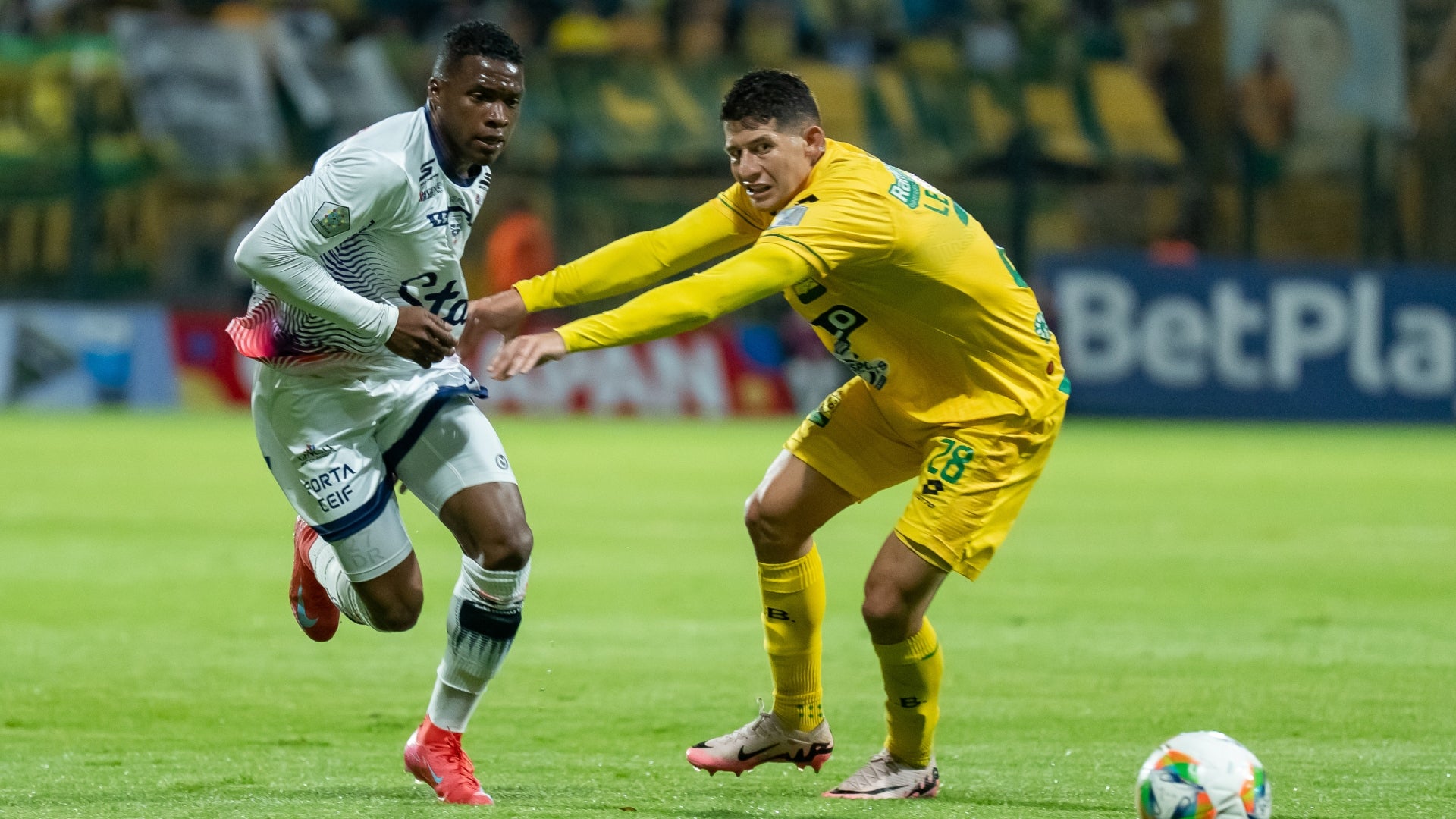 🔴 EN VIVO: Fortaleza vs. Bucaramanga (fecha 19 _ Liga BetPlay 2026-1) - VizzorImage
