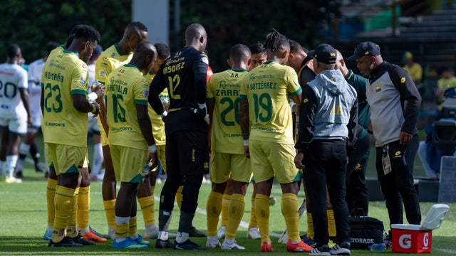 Atlético Bucaramanga tendría definidas sus primeras tres salidas - VizzorImage