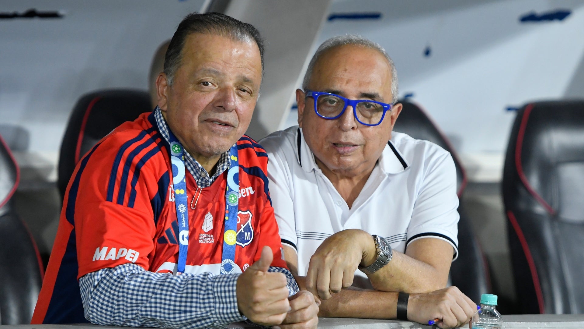 Raúl Giraldo sale de Independiente Medellín tras la polémica en el Atanasio - VizzorImage