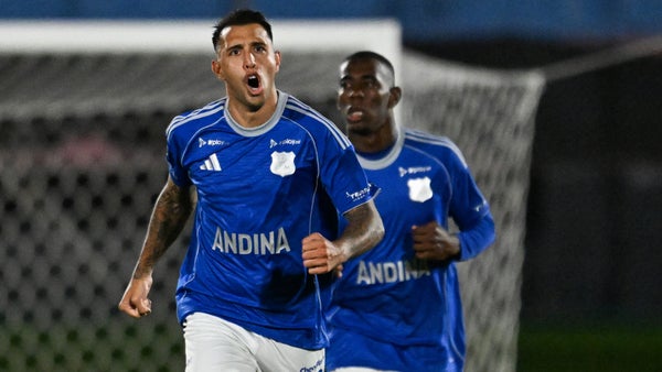 Millonarios le remontó a Boston River y sigue con vida en la Sudamericana