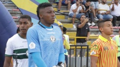 Pereira le empató a Independiente Yumbo por blooper del portero Mena - VizzorImage