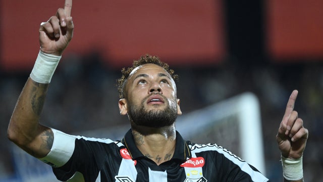 Neymar recibe noticia de Brasil para la Copa Mundial de la FIFA™ - AFP