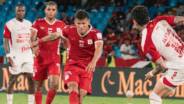 América tomó decisiones con 5 jugadores para visitar a Santa Fe