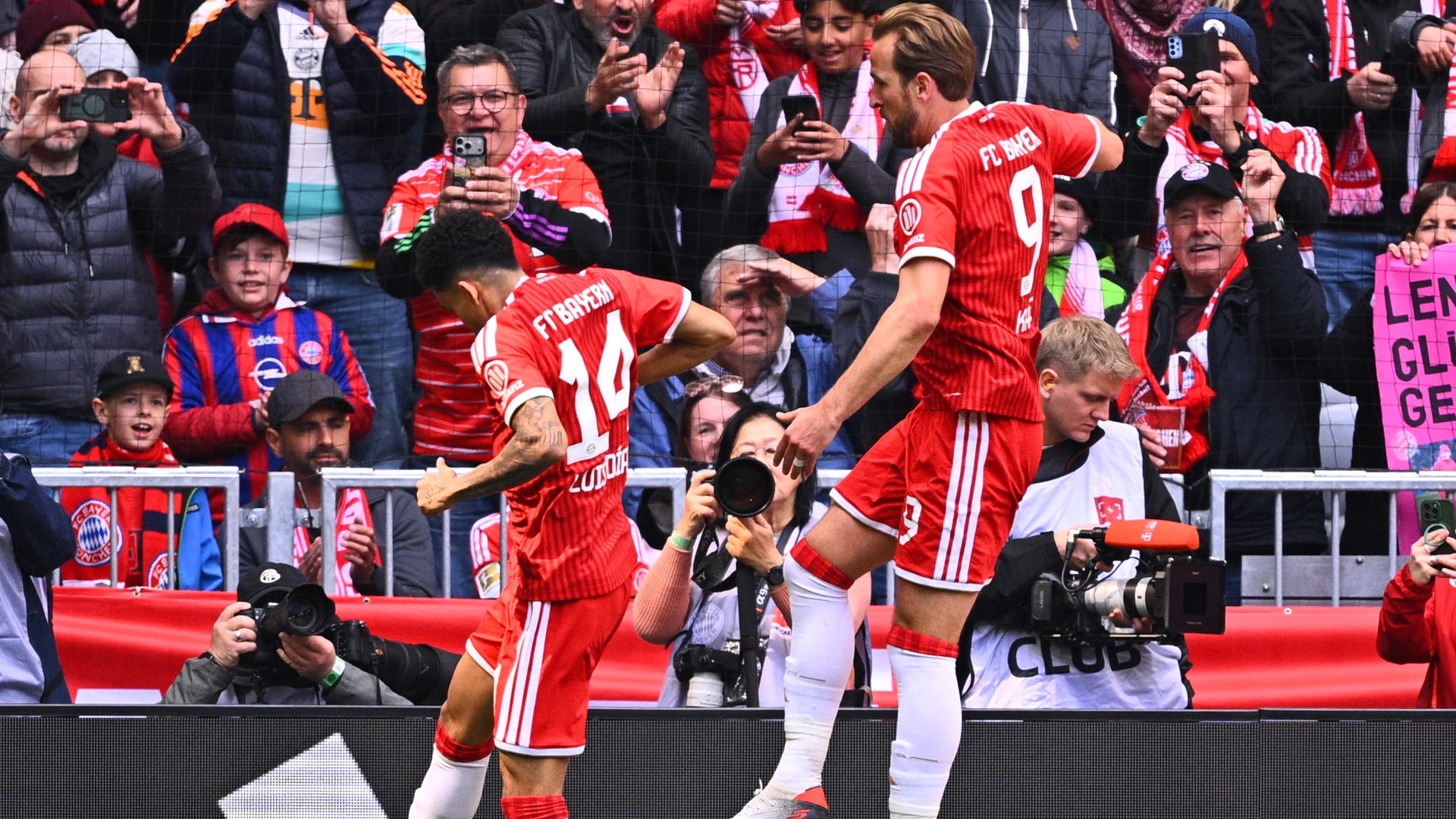 Luis Díaz suma una nueva asistencia con Bayern Múnich