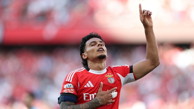 Richard Ríos anotó con Benfica