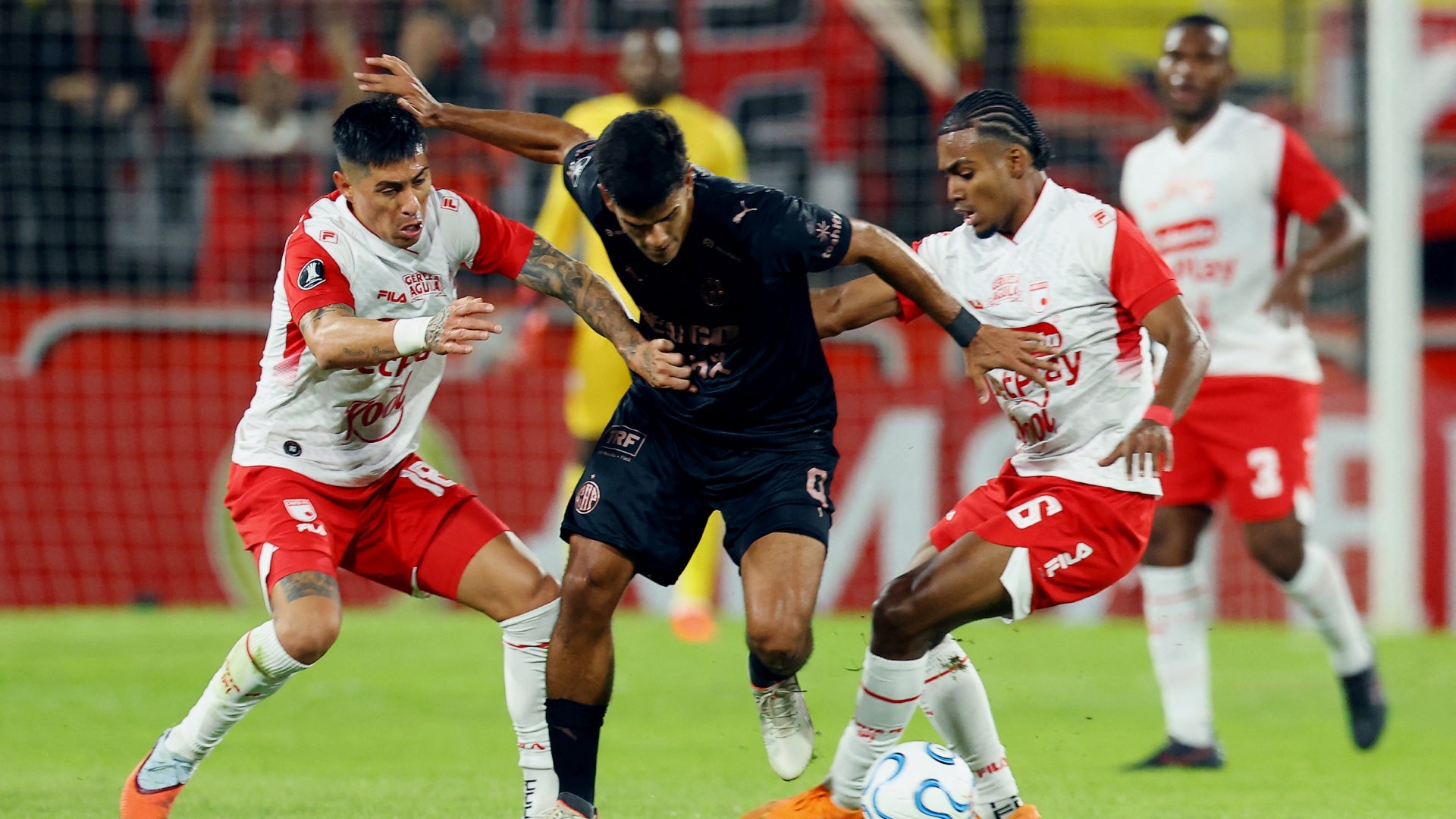 Santa Fe vs. Platense - minuto a minuto y goles (fecha 5 Libertadores) - AFP