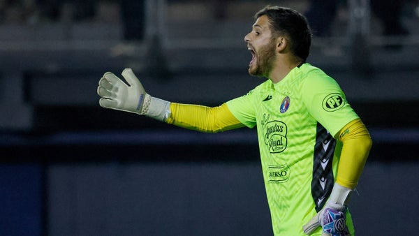 El polémico gesto del guardameta de Audax tras eliminar a Barracas Central El polémico gesto del guardameta de Audax tras eliminar a Barracas Central