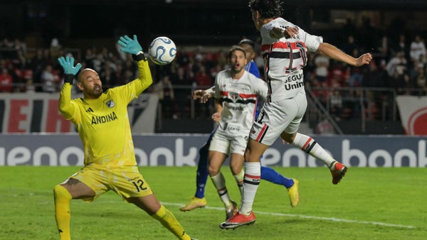 Diego Novoa pidió perdón tras error con Millonarios ante Sao Paulo Diego Novoa pidió perdón tras error con Millonarios ante Sao Paulo