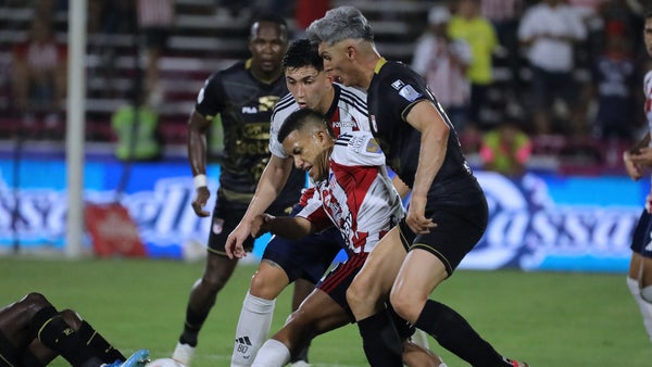 Junior, finalista de Liga BetPlay tras vencer en penales a Santa Fe Junior, finalista de Liga BetPlay tras vencer en penales a Santa Fe