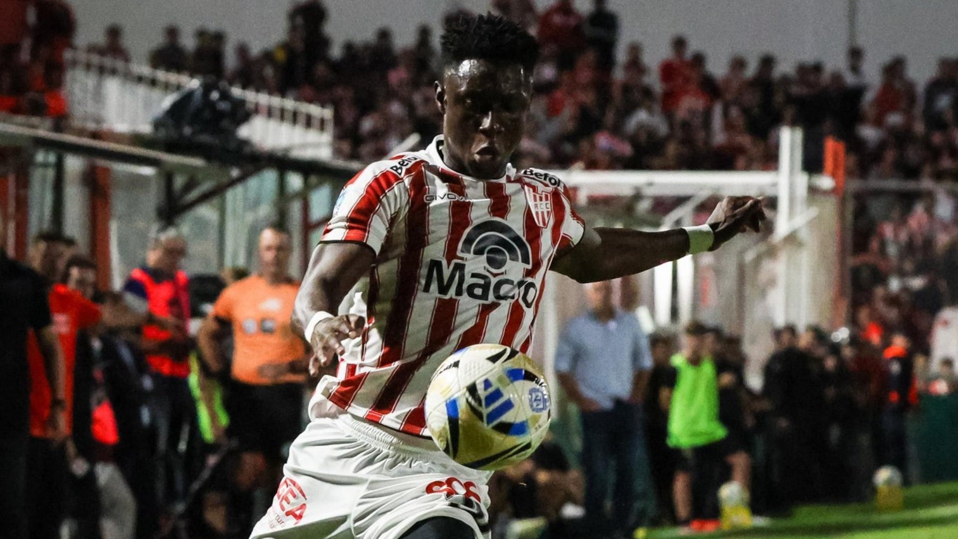 Jhon Córdoba marcó gol: Polémica en Argentina por criminal patada en Lanús vs. Instituto - @InstitutoACC