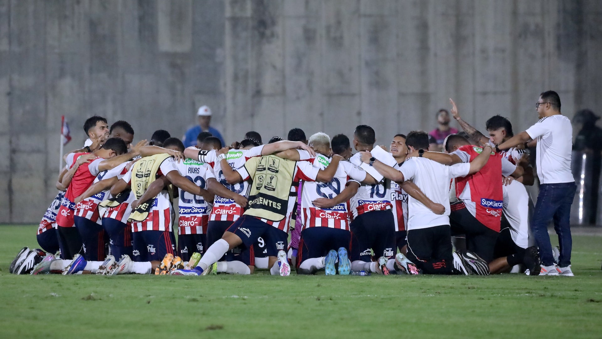 Esta sería la formación de Junior ante Nacional