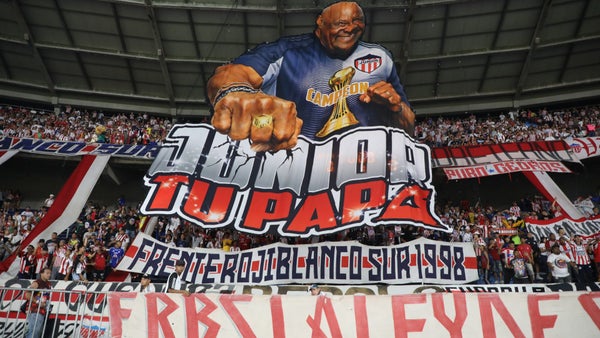 ¡Toda una fiesta! Mira el gran recibimiento de Junior ante Nacional