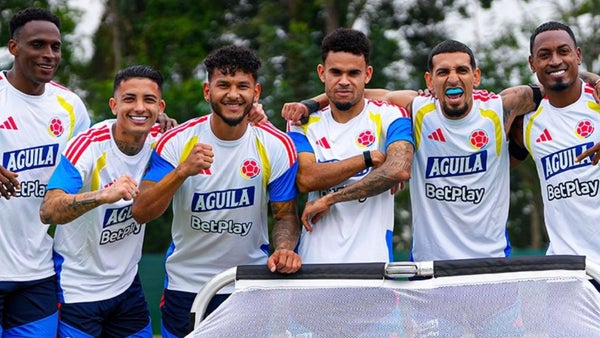 Colombia palpita el debut con ritmo mariachi y apoyo masivo Colombia palpita el debut con ritmo mariachi y apoyo masivo