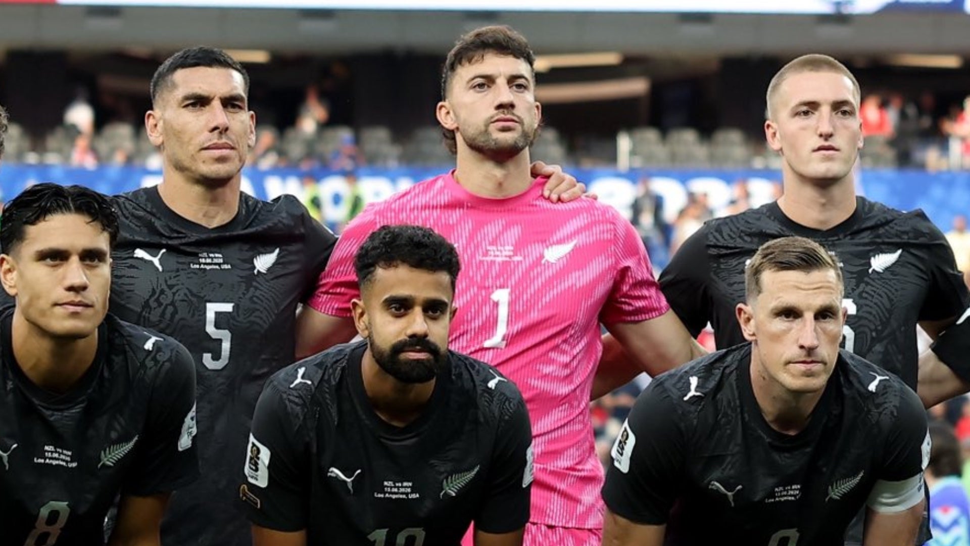 Irán pidió penal de Nueva Zelanda tras insólita salida del portero - @NZ_Football