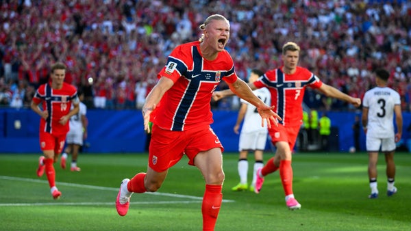 Noruega aplastó a Irak en su regreso a la Copa Mundial de la FIFA™ Noruega aplastó a Irak en su regreso a la Copa Mundial de la FIFA™