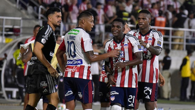 Si llega Duván Vergara, ¿Quién se iría de Junior de Barranquilla? - VizzorImage