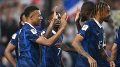 Francia goleó a Irak con doblete de Mbappé y clasificó a 16avos - FIFA