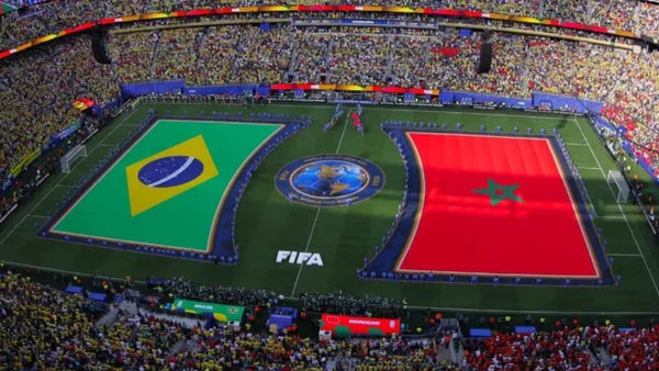 ¿Cuántos equipos clasifican por grupo en la Copa Mundial de la FIFA™?