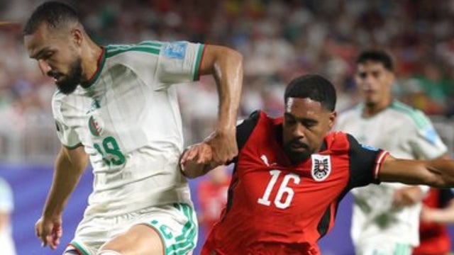 Argelia casi anota un golazo ante Austria