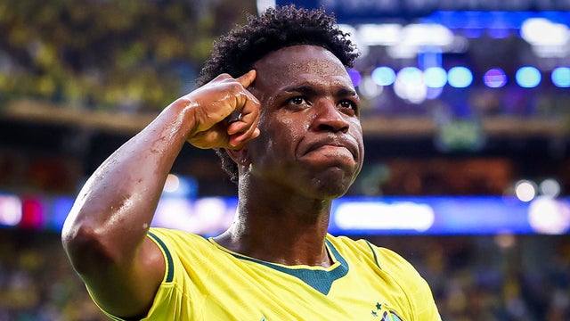 Vinicius casi marca un golazo - foto_ @brfootball