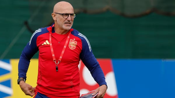Luis de la Fuente se rinde ante Colombia y la pone como candidata Luis de la Fuente se rinde ante Colombia y la pone como candidata