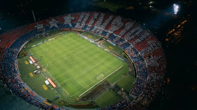 Hinchas de Medellín en el Atanasio - foto_ DIM