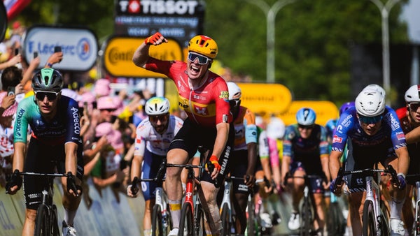 Polémica tras etapa 11 del Tour de Francia termina en dura sanción Polémica tras etapa 11 del Tour de Francia termina en dura sanción