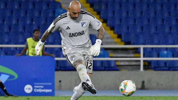 Diego Novoa es presentado en su nuevo equipo del FPC