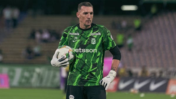 Armani le negó el gol a Fortaleza: gran atajada ante remate de Navarro Armani le negó el gol a Fortaleza: gran atajada ante remate de Navarro