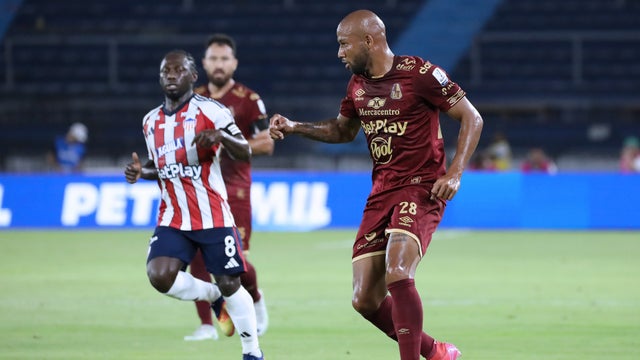 Deportes Tolima firmaría a tricampeón con Junior de Barranquilla - VizzorImage