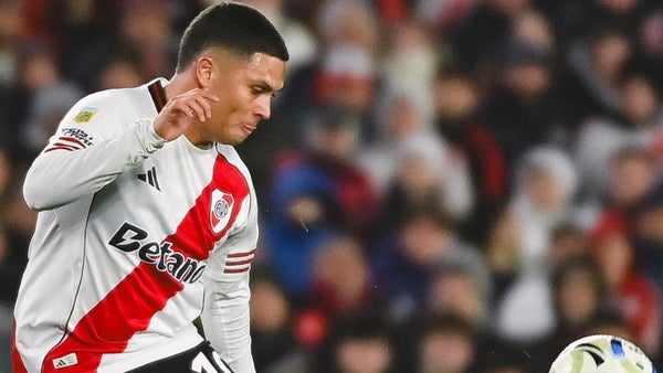 Juan Fernando Quintero responde a críticas tras su salida de River
