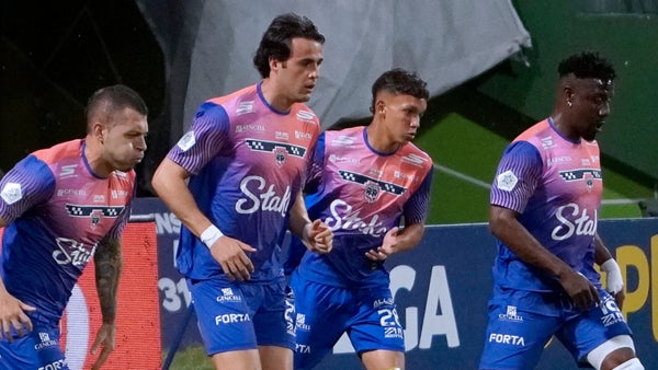 Fortaleza perdió clara oportunidad de gol ante Alianza Valledupar