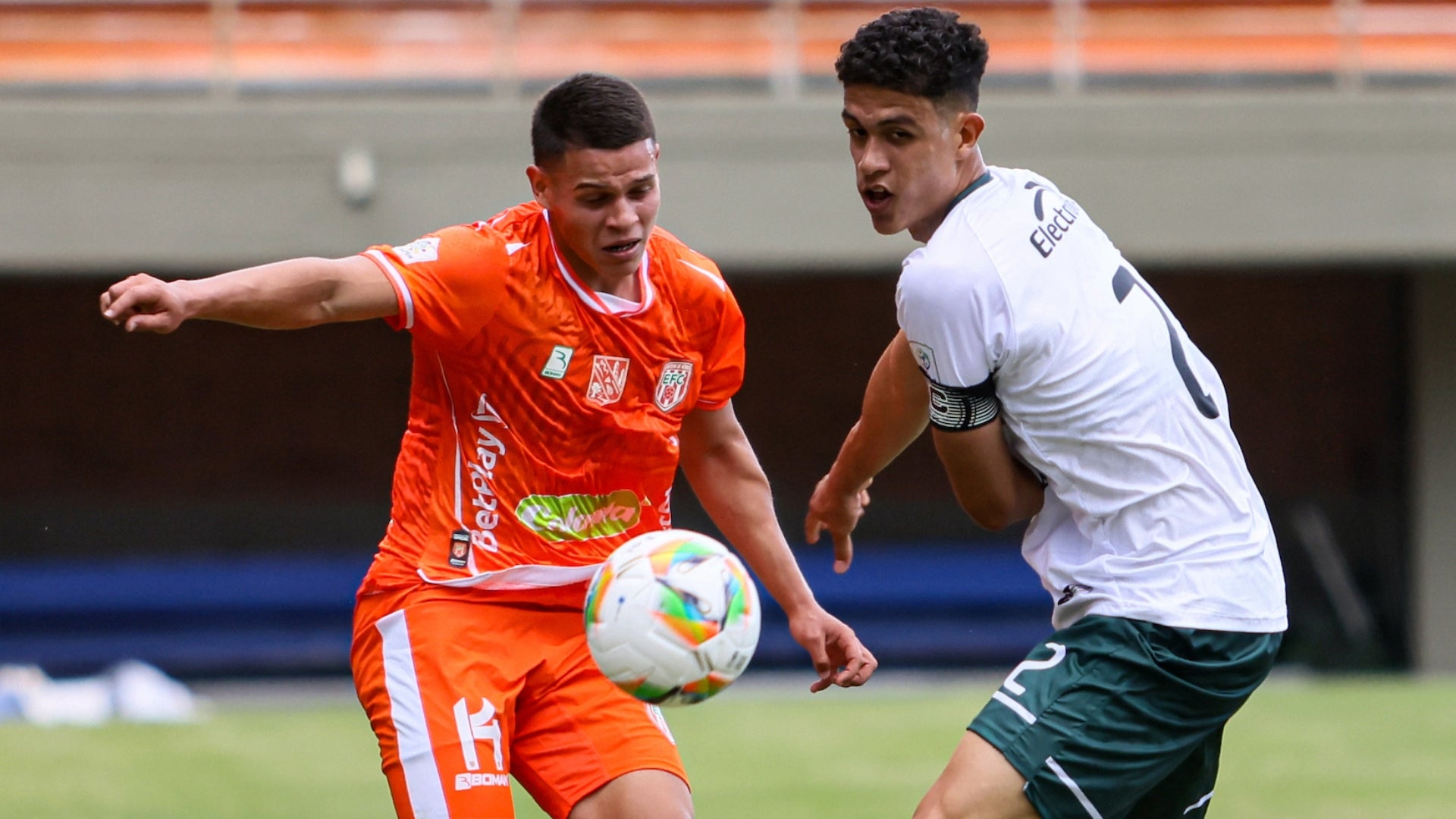 Suaza perdonó debajo del arco el empate de Cundinamarca a Envigado - VizzorImage