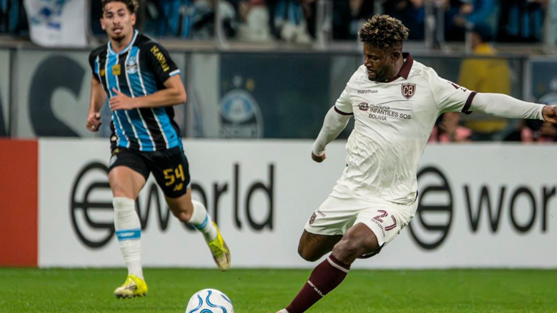 Dairon Asprilla marcó golazo con Bolívar vs. Gremio en Sudamericana - @Bolivar_Oficial