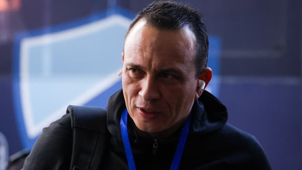 Alejandro Restrepo sonríe en Sudamericana tras salir de Medellín