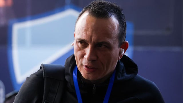 Alejandro Restrepo sonríe en Sudamericana tras salir de Medellín - @Bolivar_Oficial