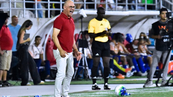 Alfredo Arias asumió la culpa tras nueva derrota de Junior Alfredo Arias asumió la culpa tras nueva derrota de Junior