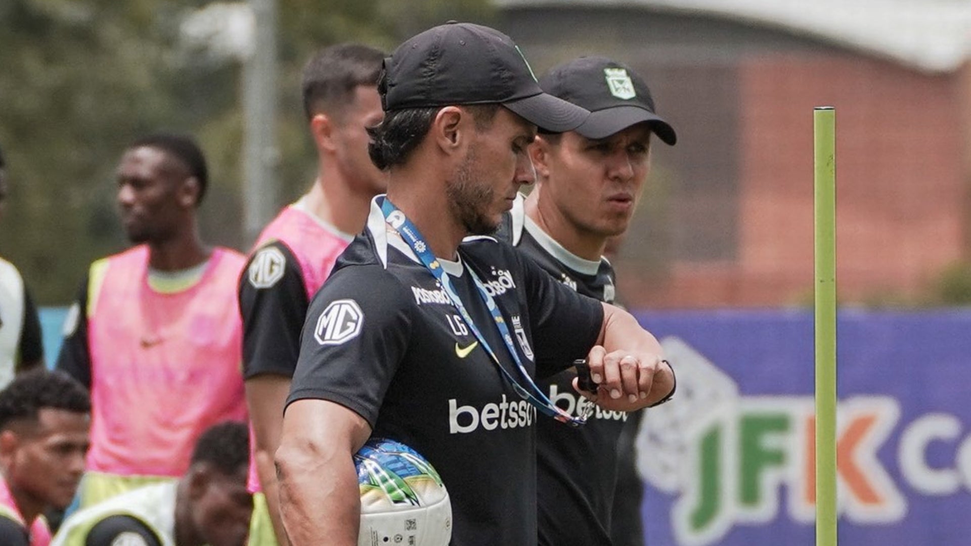 Atlético Nacional calienta el mercado del FPC con enigmático video - @nacionaloficial
