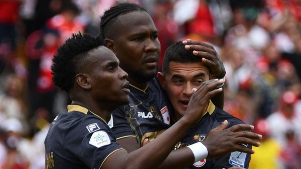 Santa Fe venció a Boyacá Chicó por tanto de Rodallega y un autogol Santa Fe venció a Boyacá Chicó por tanto de Rodallega y un autogol