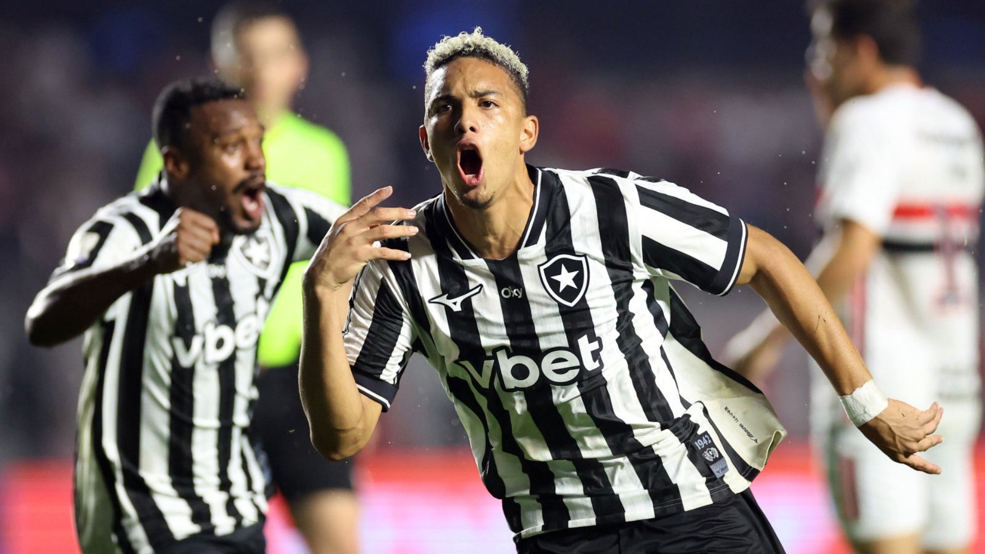 Jordan Barrera preocupa a Botafogo tras dura lesión ante Fluminense - @Botafogo