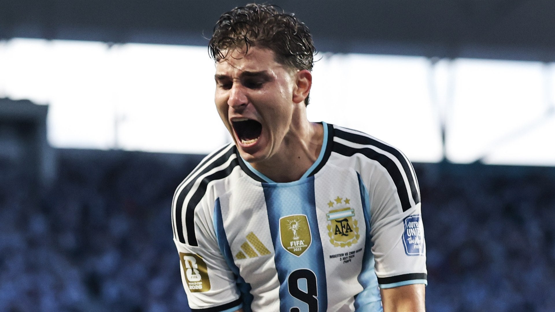 Julián Álvarez genera presión por su posible fichaje con Barcelona