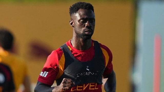 Dávinson Sánchez afronta llamativa decisión en Galatasaray - @GalatasaraySK