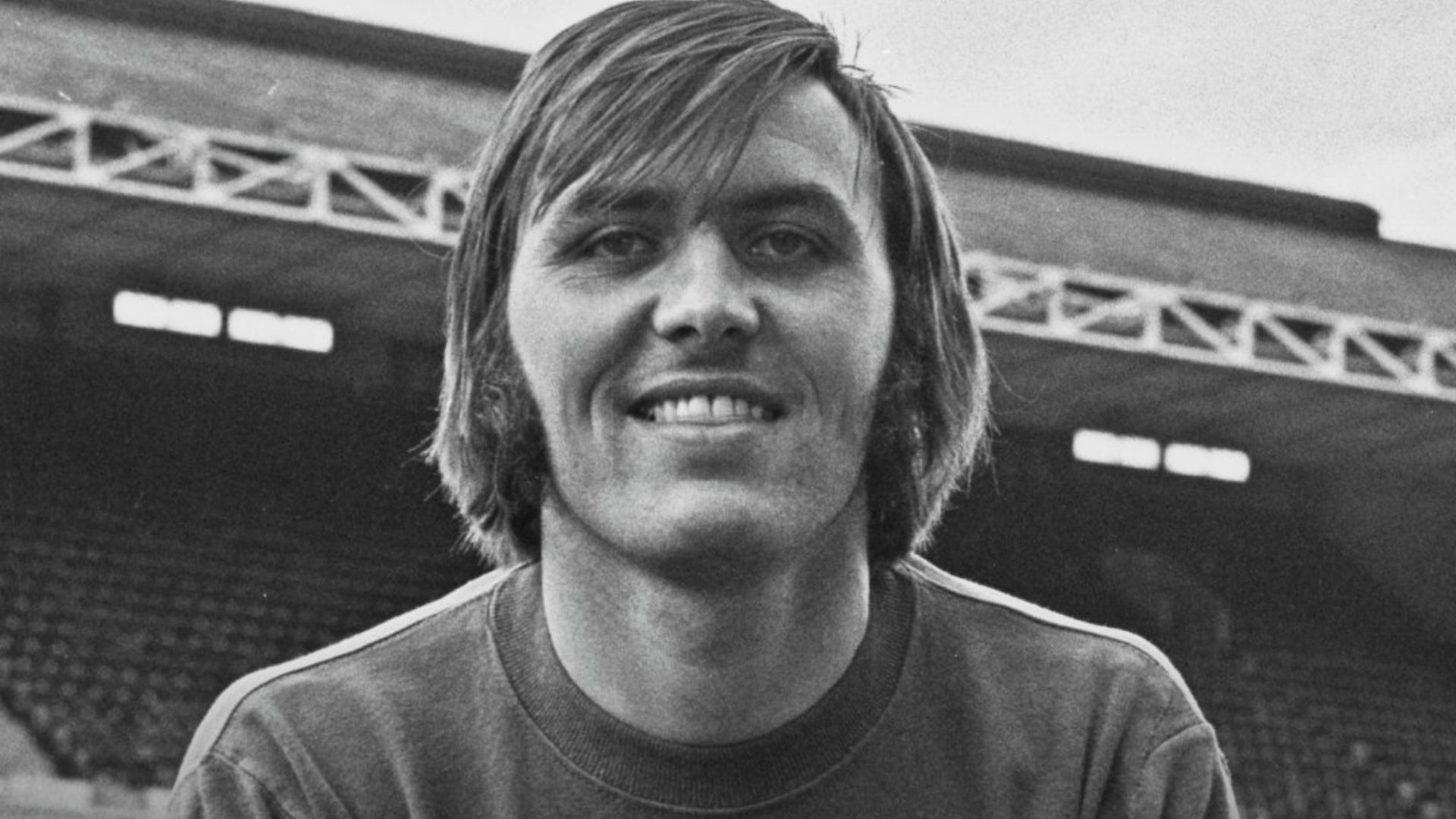 Falleció leyenda de United y Arsenal