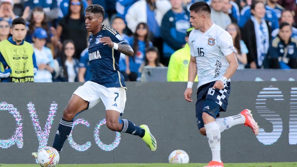 Un grande del FPC le da la bienvenida a Emerson Rivaldo para esta temporada Un grande del FPC le da la bienvenida a Emerson Rivaldo para esta temporada