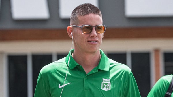 James Rodríguez vivió su primer banderazo con Atlético Nacional James Rodríguez vivió su primer banderazo con Atlético Nacional
