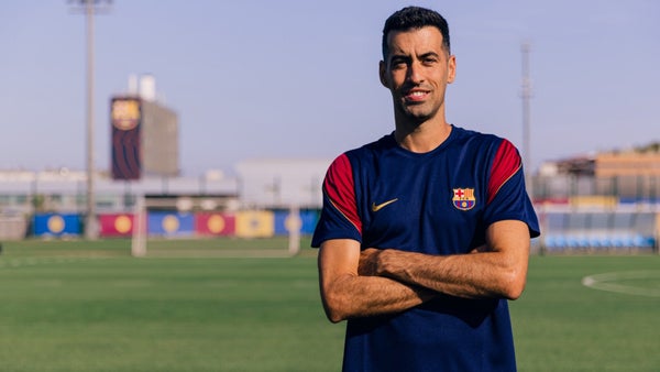 Sergio Busquets vuelve a Barcelona para iniciar una nueva etapa Sergio Busquets vuelve a Barcelona para iniciar una nueva etapa
