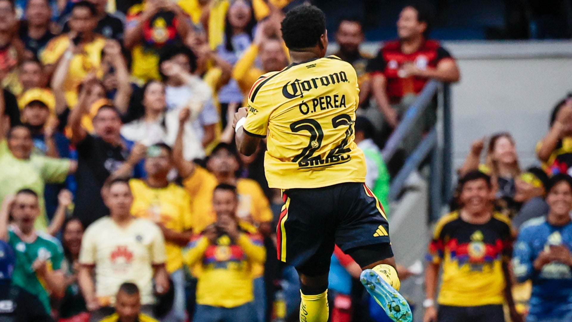 óscar Perea anotó su primer gol con América