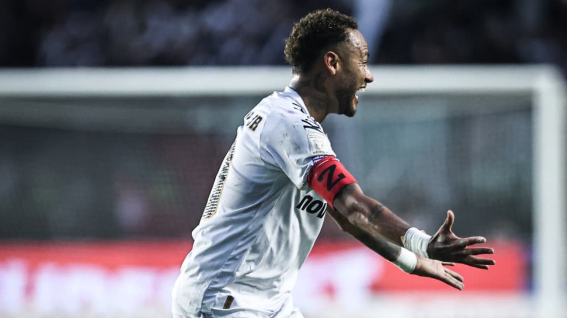 Neymar explotó contra Thiago Mendes